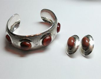 Казахские национальные украшения